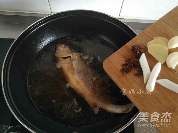 Braised Yellow Croaker recipe