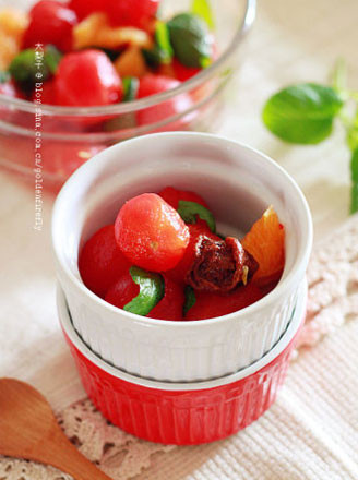 Pickled Tomatoes in Mint Plum Juice