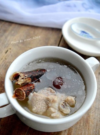 Five Fingers and Peach Pork Ribs Soup