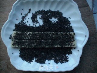 【black Sesame Cheese Sticks】 recipe