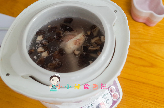 Mushroom and Chicken Thigh Porridge Over 10 Months recipe