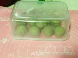 Potato Flour and Shrimp Skin Egg Box recipe