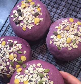 Whole Wheat Sugar-free Purple Sweet Potato Buns recipe