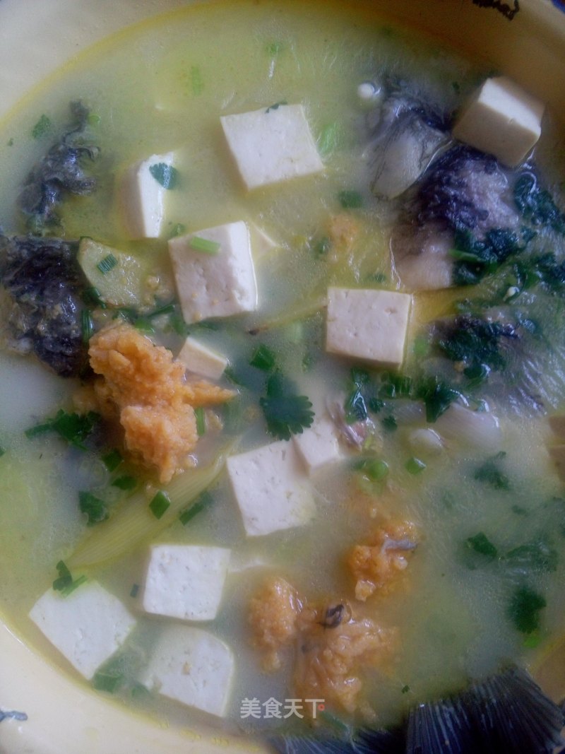Simple Crucian Carp Stewed Tofu recipe