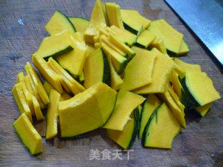 Stir-fried Japanese Pumpkin with Pickles recipe