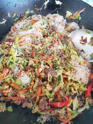 Stir-fried Cabbage and Minced Pork Vermicelli recipe