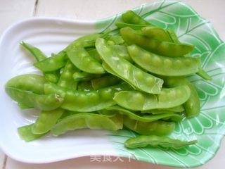 Fried Shredded Pork with Snow Peas recipe