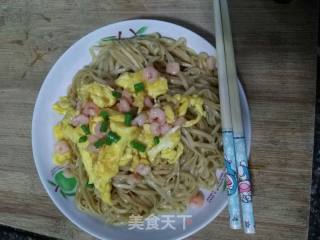 Fried Noodles with Shrimp and Egg recipe