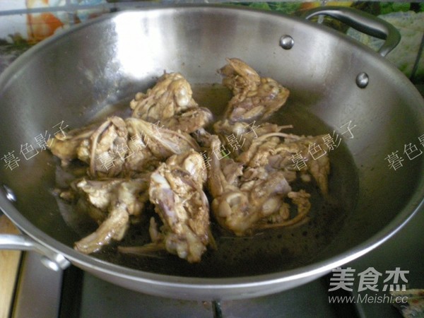 Stewed Chicken Skeleton with Potatoes recipe