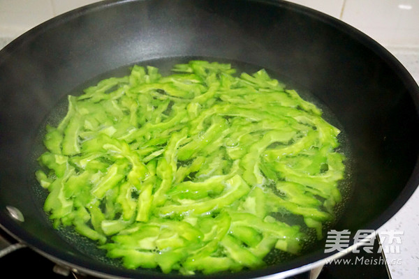 Peanuts Mixed with Cold Melon recipe