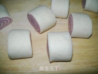 Purple Sweet Potato Mantou Roll recipe