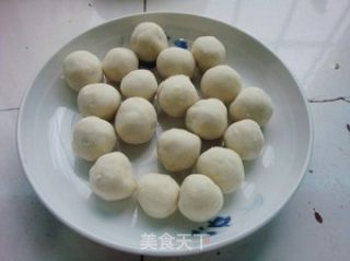 Sauerkraut Soup with Taro Balls recipe