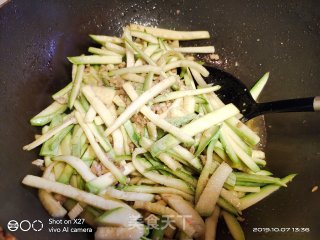 Zucchini Fried Minced Pork recipe
