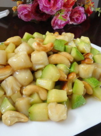 Fried Scallops with Cashew Nuts