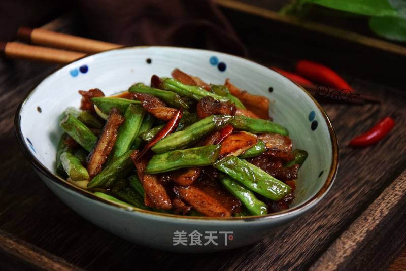 Stir-fried String Beans with Pork Belly recipe