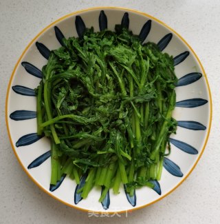 White-boiled Chrysanthemum recipe