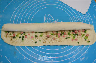 【salt and Pepper Ham and Scallion Rolls】 recipe