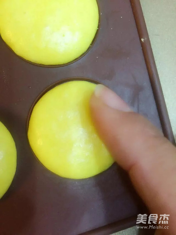 Flour Macarons recipe