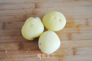 Mashed Potatoes with Raisins and Fresh Fruits recipe