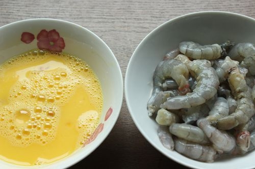 Scrambled Eggs with Shrimp recipe