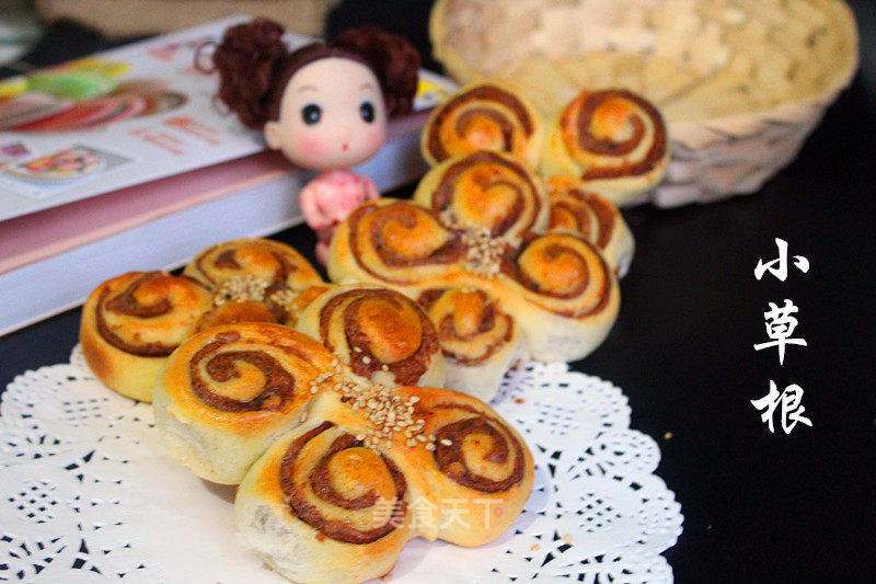 Sesame Bean Paste Bread recipe