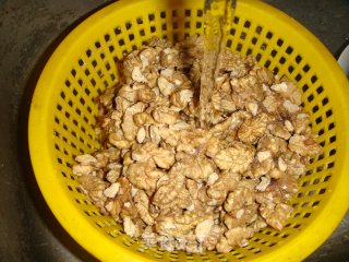 Hanging Frosted Walnuts recipe