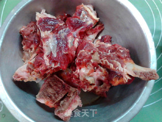 Yam, Ginseng, Barley and Beef Bone Soup recipe