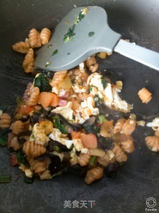Egg Delicacies-children's Version of Tomato and Egg Fried Noodles recipe