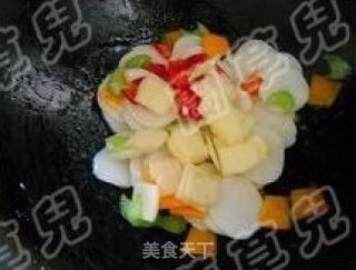 Stir-fried Rice Cake with Fruit and Vegetable recipe