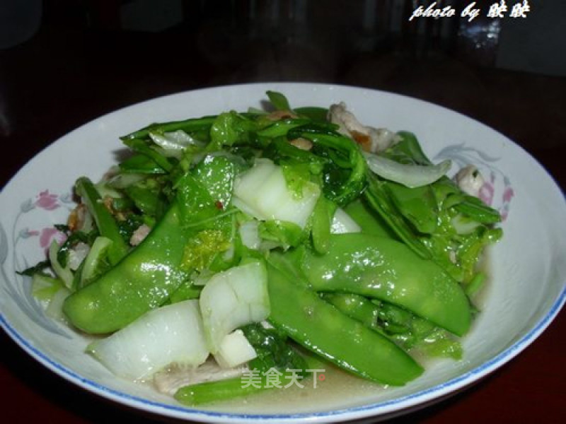 Stir-fried Pork with Three Vegetables recipe