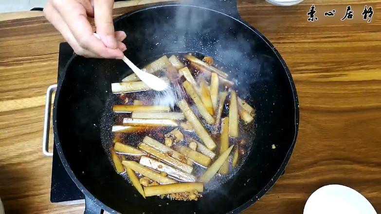 Hot Spicy Casserole Stewed Sumo Carrot Sticks~zhuang Qingshan recipe
