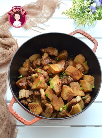 Braised Pork Belly with Bamboo Shoots
