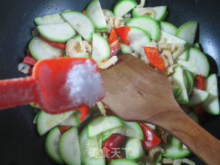 Fried Zucchini with Red Pepper recipe