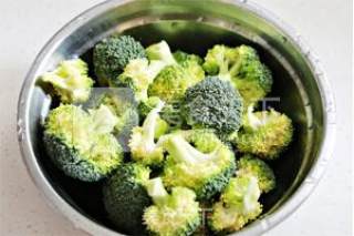 Broccoli Christmas Tree: Feeling that Little Thing recipe