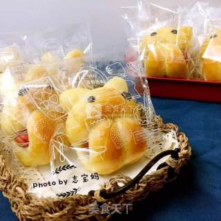 Cute Rabbit Sausage Bun recipe