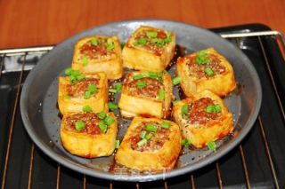 Grilled Tofu with Minced Meat recipe