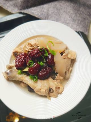 Stewed Chicken Soup with Red Dates and Pears recipe