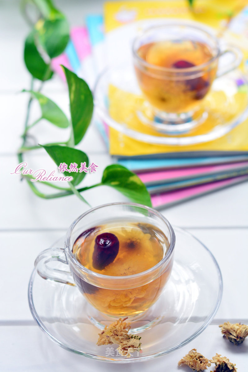 Food Detoxification is The Best---eight Treasure Chrysanthemum Tea