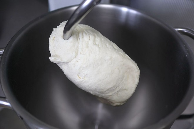 Sesame Crispy Bottom Salt Croissant recipe