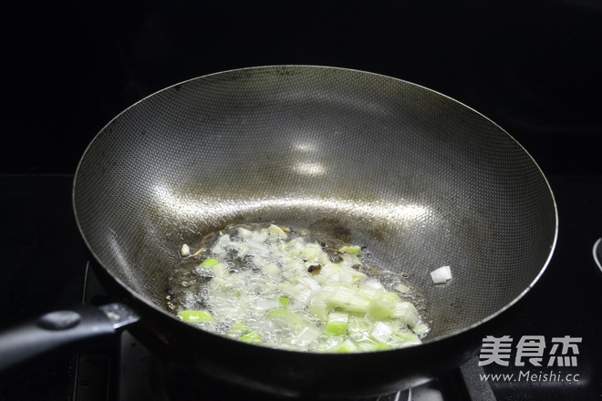 Vegetarian Sauce-flavored Noodles recipe