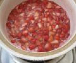 Homemade-----------sweet and Sour Strawberry Jam recipe