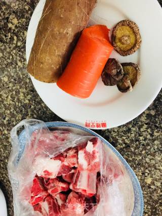 Pork Ribs in Chinese Yam Soup recipe