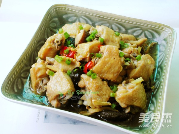 Steamed Chicken Wings with Mushrooms and Fungus recipe