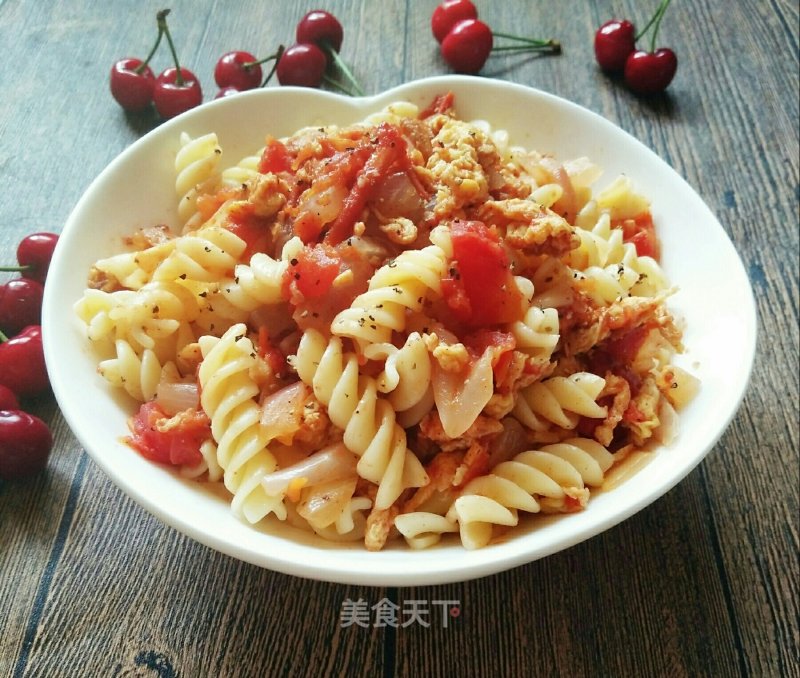 Tomato Black Pepper Fusilli Noodles
