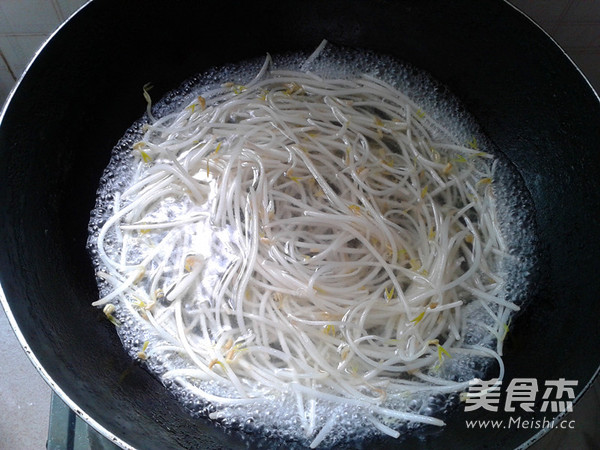 Sesame Sauce Noodles recipe