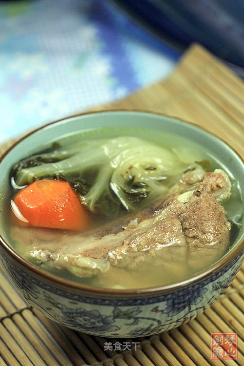 Cabbage Pot Pork Bone Soup recipe