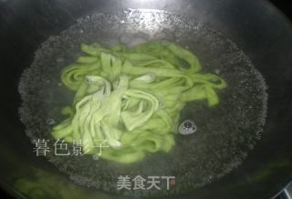 #trust之美#spinach Sauce and Sesame Sauce Noodles recipe