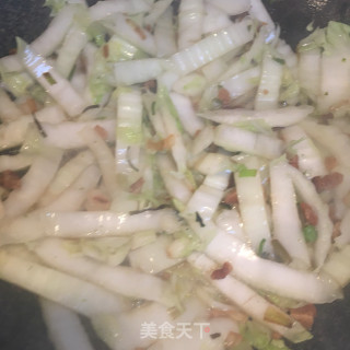 Stir-fried Chinese Cabbage with Oil Dregs recipe