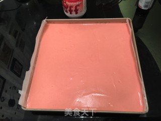 Fluff Strawberry Marshmallow Cake Roll recipe