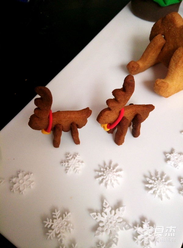 Christmas Fondant Three-dimensional Biscuits recipe